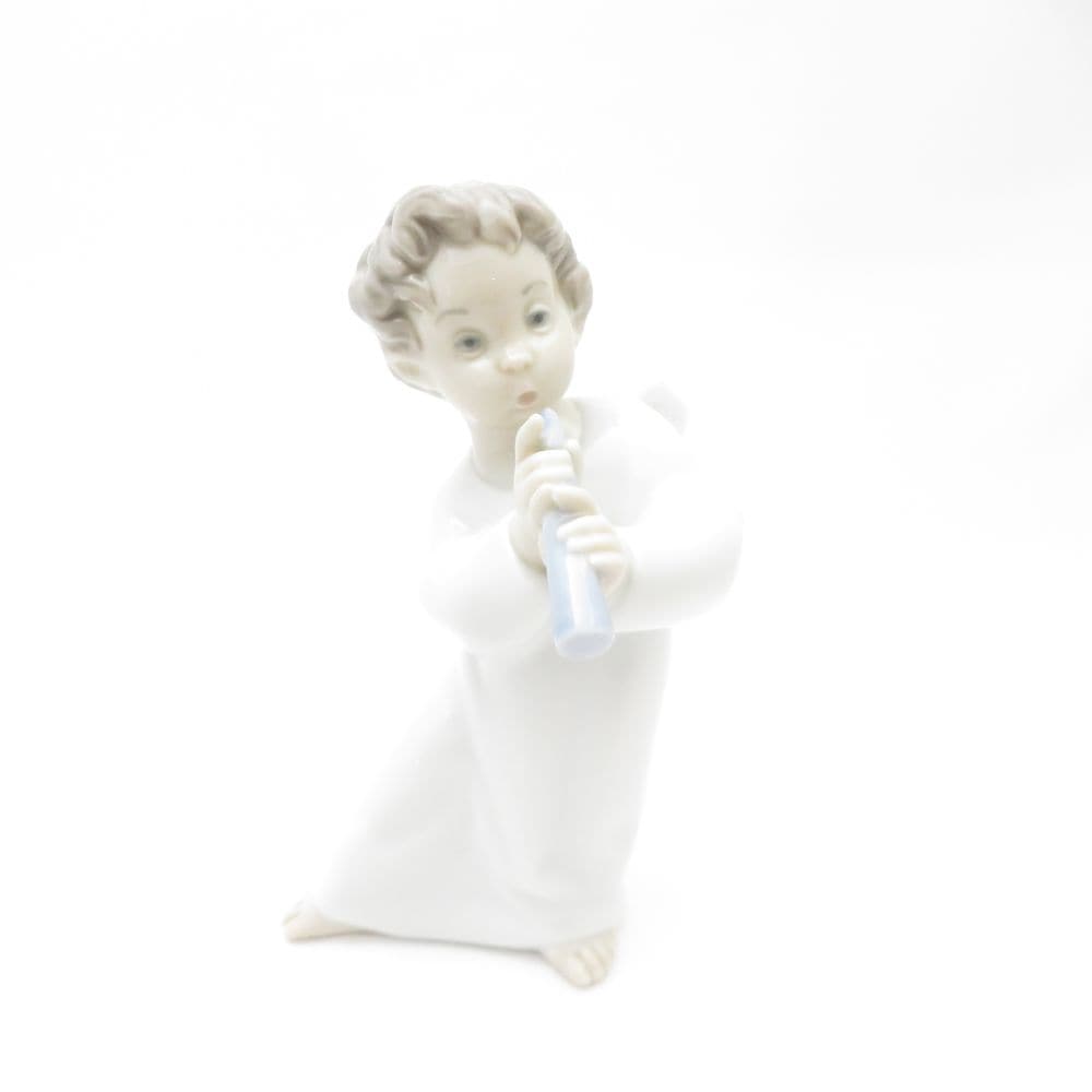 美品 LLADRO リヤドロ 4540 可愛いフルート フィギュリン 1点 インテリア 置物 陶器人形 を吹く天使 SO3305X1 【中古】