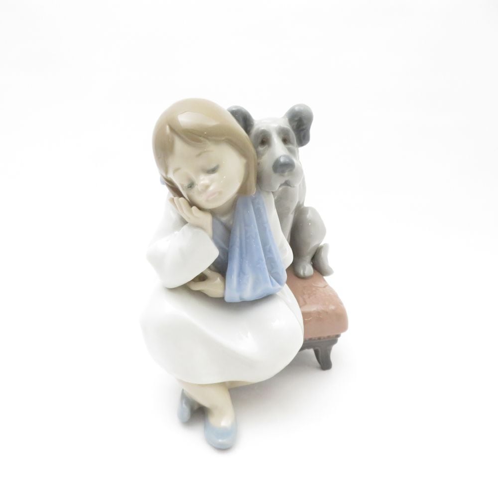 LLADRO リヤドロ 5706 今日は遊べないの 早く治って下さい フィギュリン 置物 陶器人形 女の子 犬 SC7982C2 【中古】
