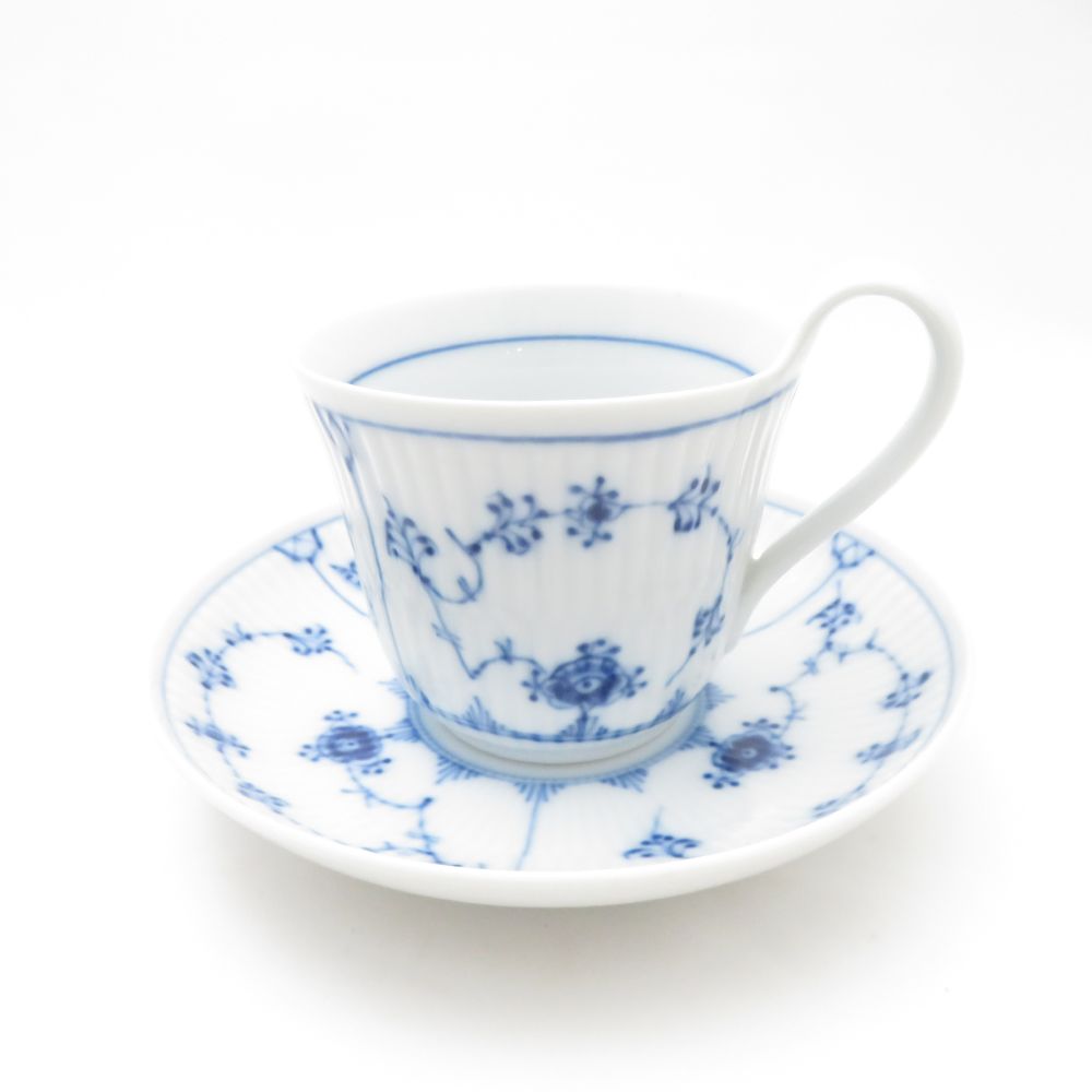 ROYAL COPENHAGEN ロイヤルコペンハーゲン ブルーフルーテッドプレイン ハイハンドルカップ＆ソーサー SC8132L2 【中古】