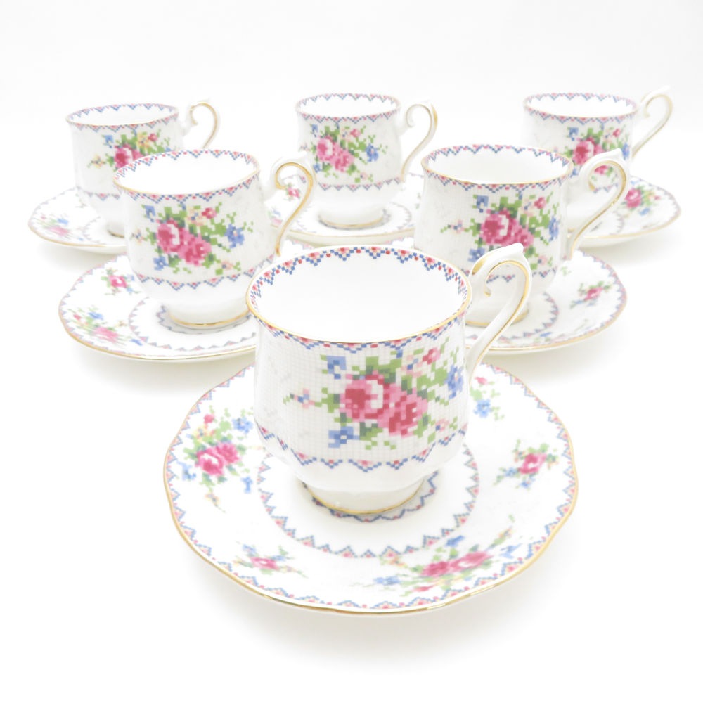 美品 ROYAL ALBERT ロイヤルアルバート プチポワン デミタスカップ＆ソーサー 6客 セット コーヒー 金彩 モザイク 薔薇 バラ SU12524K1 【中古】