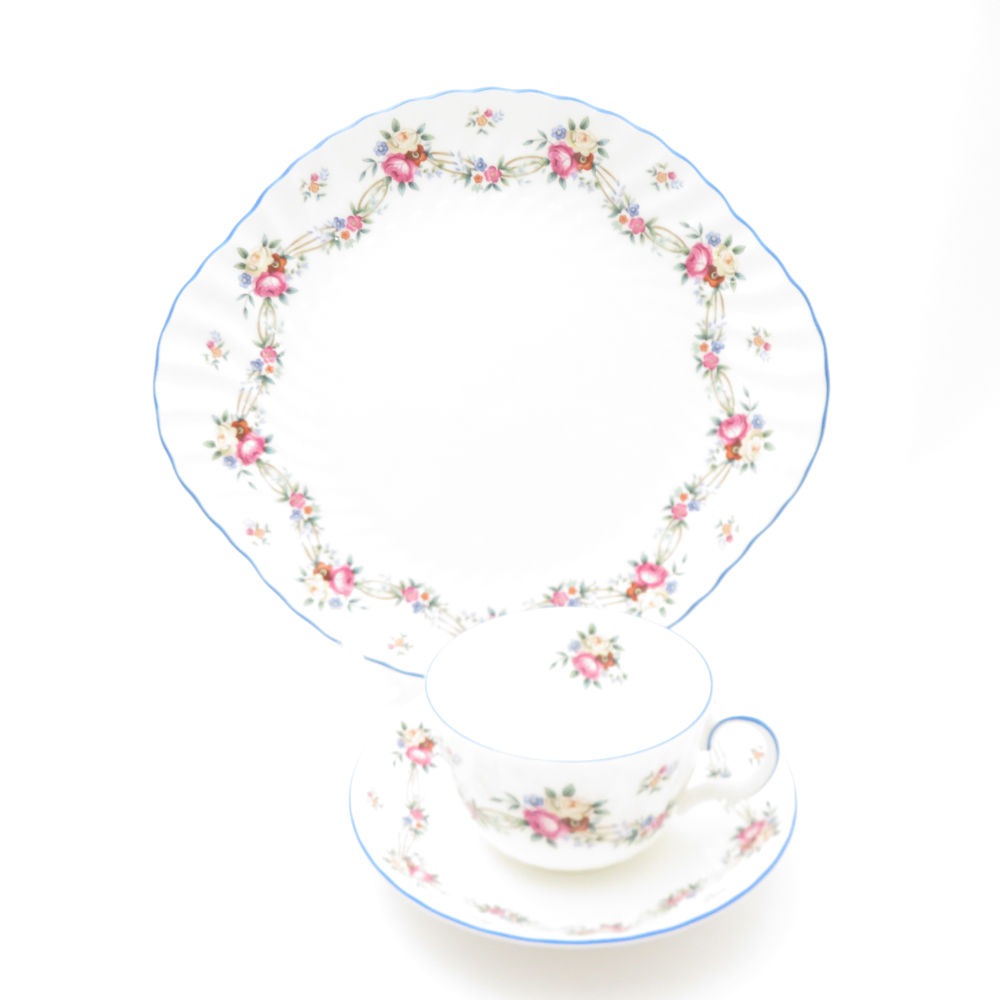 美品 MINTON ミントン サマーブーケ ティーカップ＆ソーサー BBプレート 2点 セット 夏 花 フラワー ブレッド パン 英国 SU12686Q1 【中古】