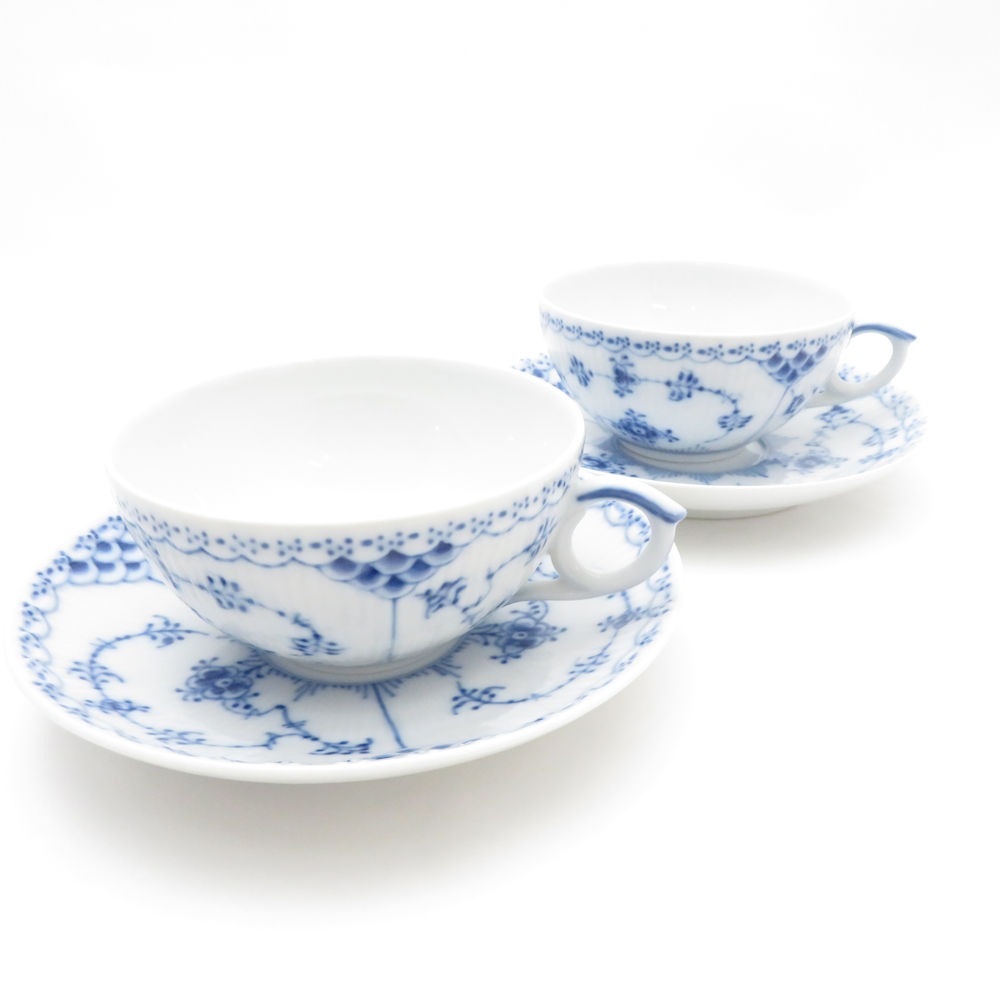 美品 ROYAL COPENHAGEN ロイヤルコペンハーゲン ブルーフルーテッドハーフレース 081 082 ティーカップ＆ソーサー 2客 ペア SY12968A1 【中古】