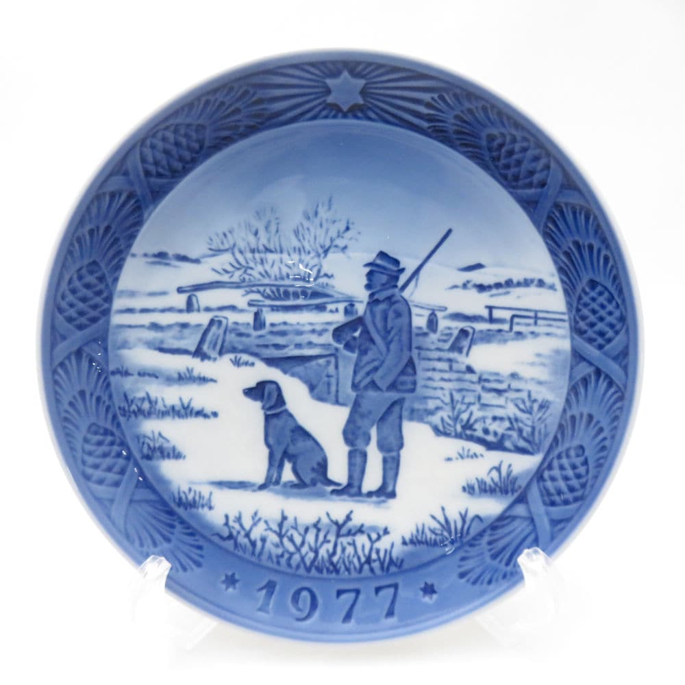 美品 ROYAL COPENHAGEN ロイヤルコペンハーゲン 1977年 インマヴェド橋 イヤープレート 昭和52年 18cm ウォールプレート 飾り皿 SY13050R1 【中古】