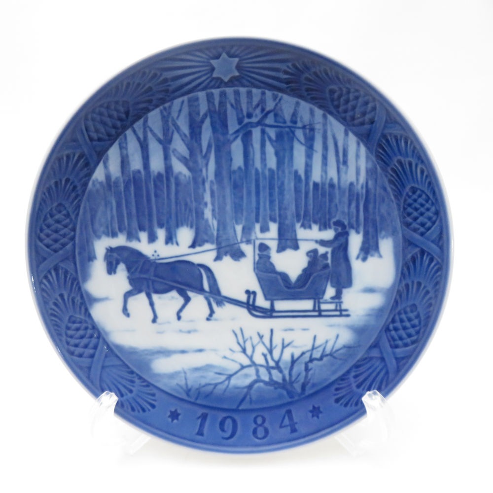 【未使用保管品】【ロイヤルコペンハーゲン】イヤープレート 2010 飾り皿 絵皿 イヤープレート 2010年版|ロイヤル コペンハーゲン 公式オンラインストア