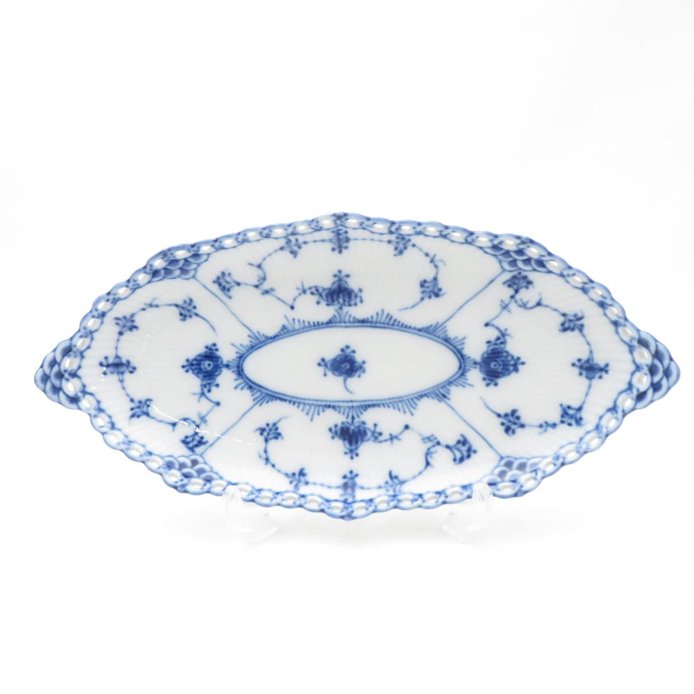 美品 ROYAL COPENHAGEN ロイヤルコペンハーゲン ブルーフルーテッドフルレース ピクルスディッシュ 1枚 25cmプレート オーバル 長方形 SM4313S2 【中古】