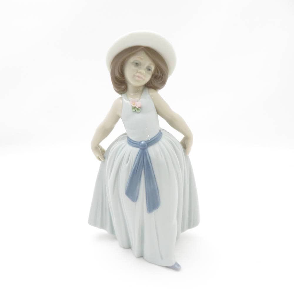 美品 LLADRO リヤドロ 6275 可愛いロシータ フィギュリン 1点 置物 女の子 インテリア SM4422A2 【中古】