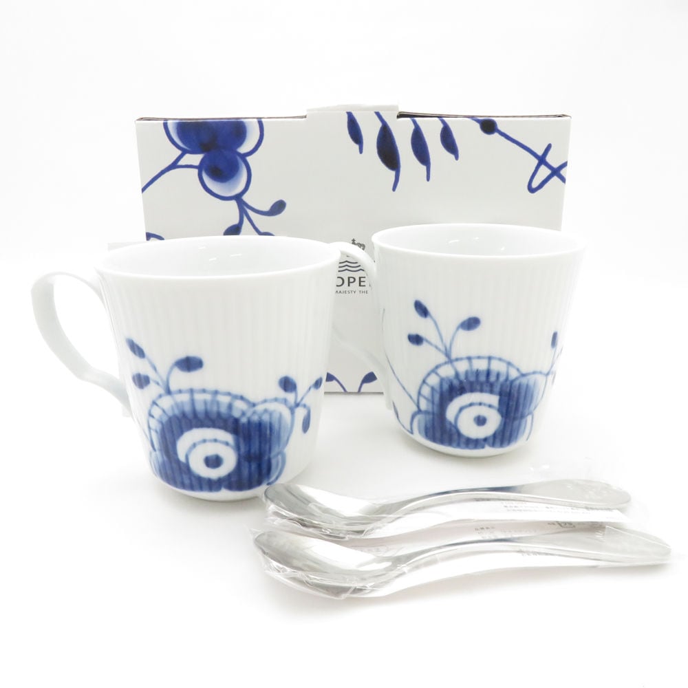 未使用 ROYAL COPENHAGEN ロイヤルコペンハーゲン ブルーフルーテッド メガ マグカップ スプーン 4点 セット ティー コーヒー カップ SN374U2 【中古】