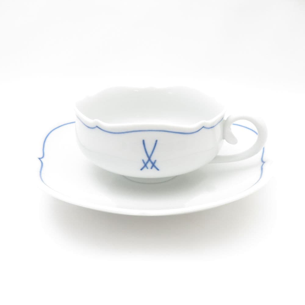 美品 MEISSEN マイセン ホワイトマイセン ティーカップ＆ソーサー 剣マーク SM4381T2 【中古】