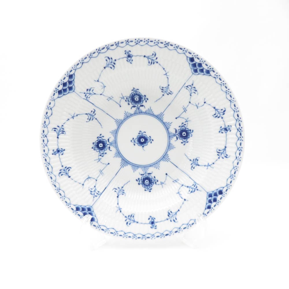美品 ROYAL COPENHAGEN ロイヤルコペンハーゲン ブルーフルーテッドハーフレース 604 スーププレート 1枚 21cm 皿 ディープ パスタ テーブルウェア SU12964B4 【中古】