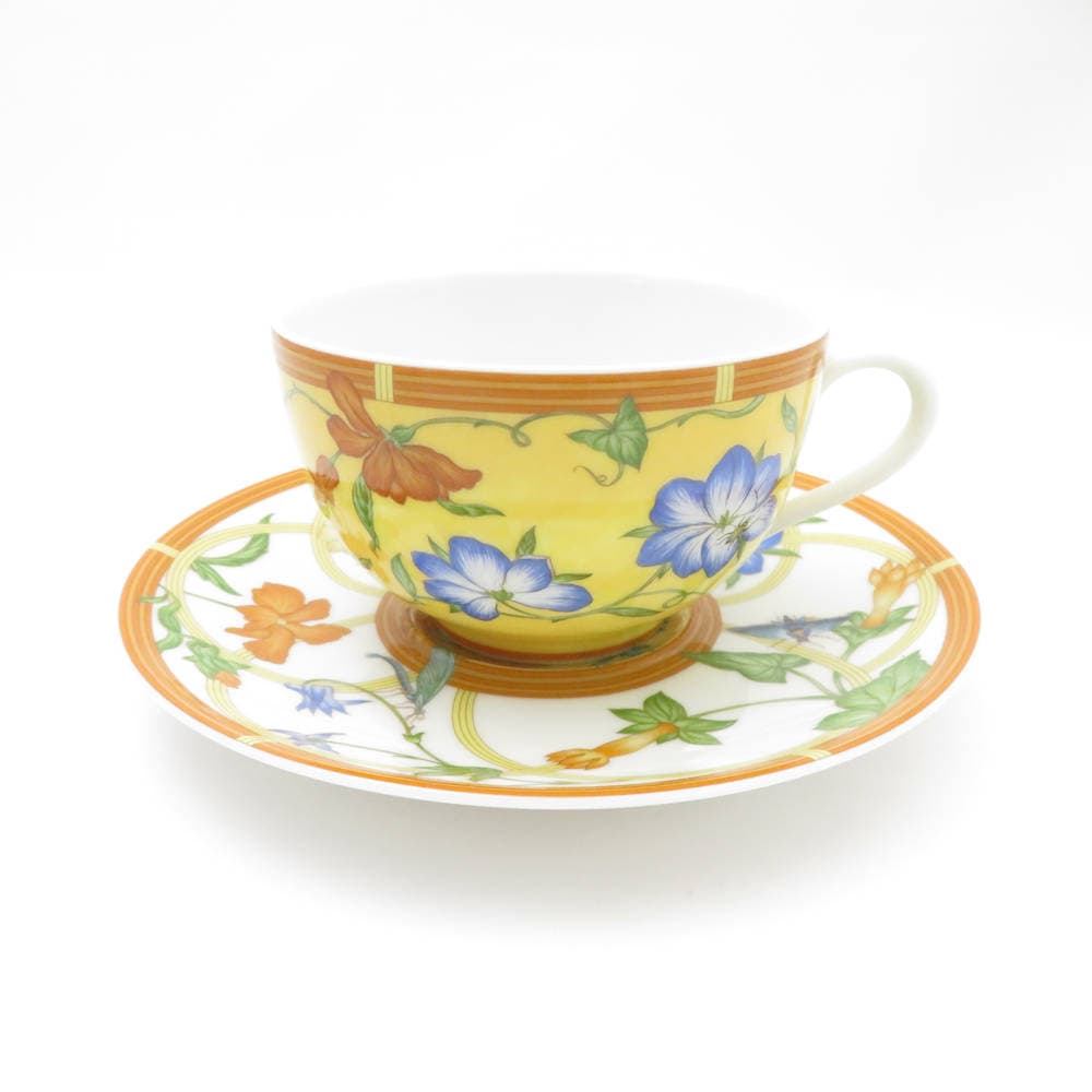 美品 HERMES エルメス シエスタ ティーカップ＆ソーサー 1客 紅茶 蝶 花柄 フラワー 高級テーブルウェア SU12949Q1 【中古】