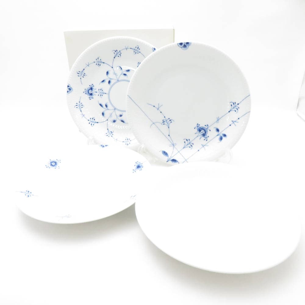 美品 ROYAL COPENHAGEN ロイヤルコペンハーゲン ブルーパルメッテ 40thアニバーサリー 40周年記念 中皿 4枚 20cmプレートセット MIX テーブルウェア SU13004X1 【中古】
