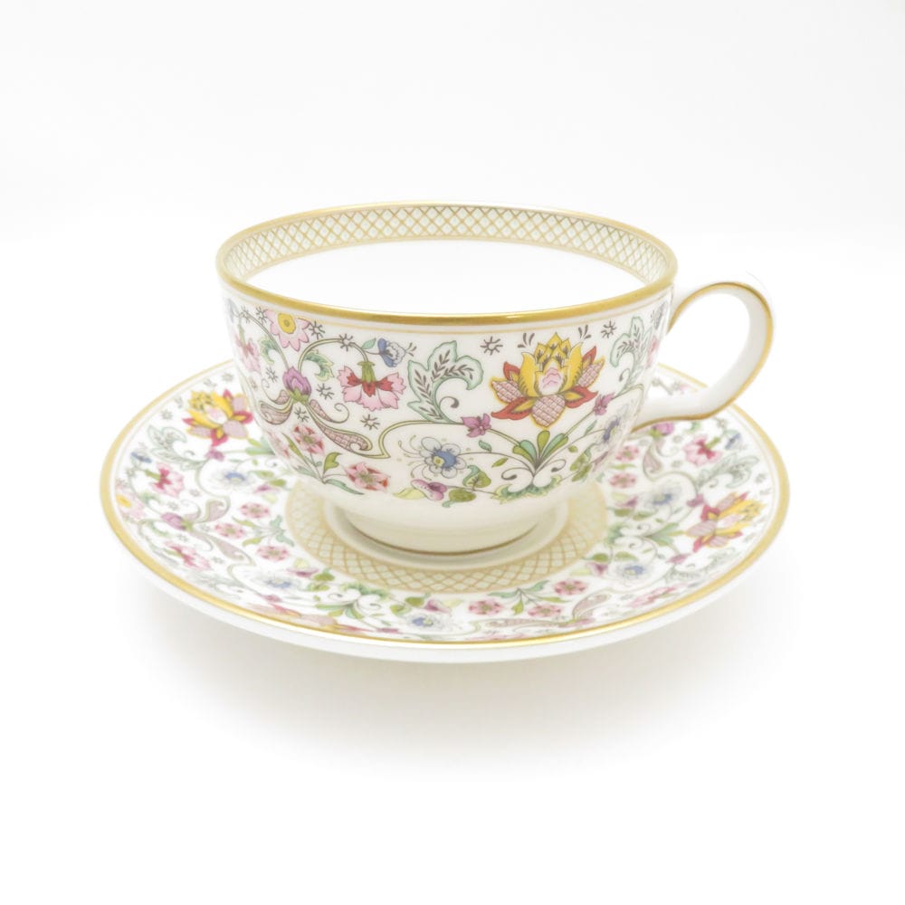 美品 MINTON ミントン マジェスティックハドンホール ティーカップ＆ソーサー 1客 花柄 フラワー 金彩 SC8830K2 【中古】