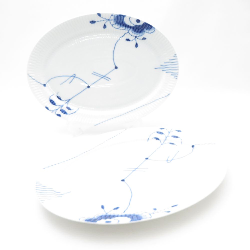 美品 ROYAL COPENHAGEN ロイヤルコペンハーゲン ブルーフルーテッドメガ 626 オーバルディッシュ 2枚 ペア 大皿 28cmプレート ディナー SU13082K1 【中古】