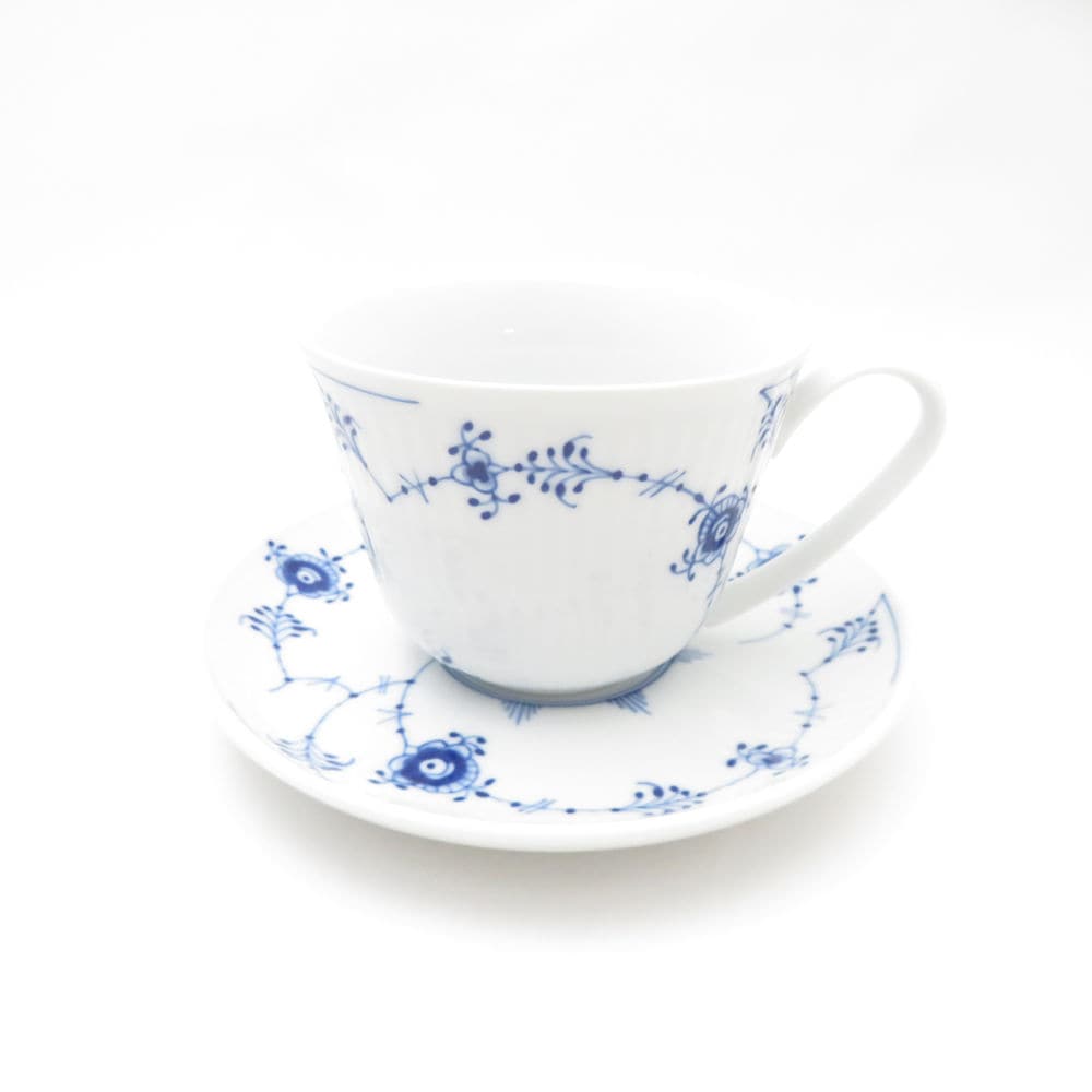 美品 ROYAL COPENHAGEN ロイヤルコペンハーゲン ブルーコペンハーゲン カップ＆ソーサー SC8834P1 【中古】