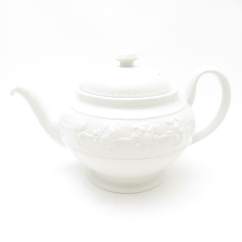美品 WEDGWOOD ウェッジウッド フェスティビティ アイボリー ティーポット 茶器 SC8931H2 【中古】