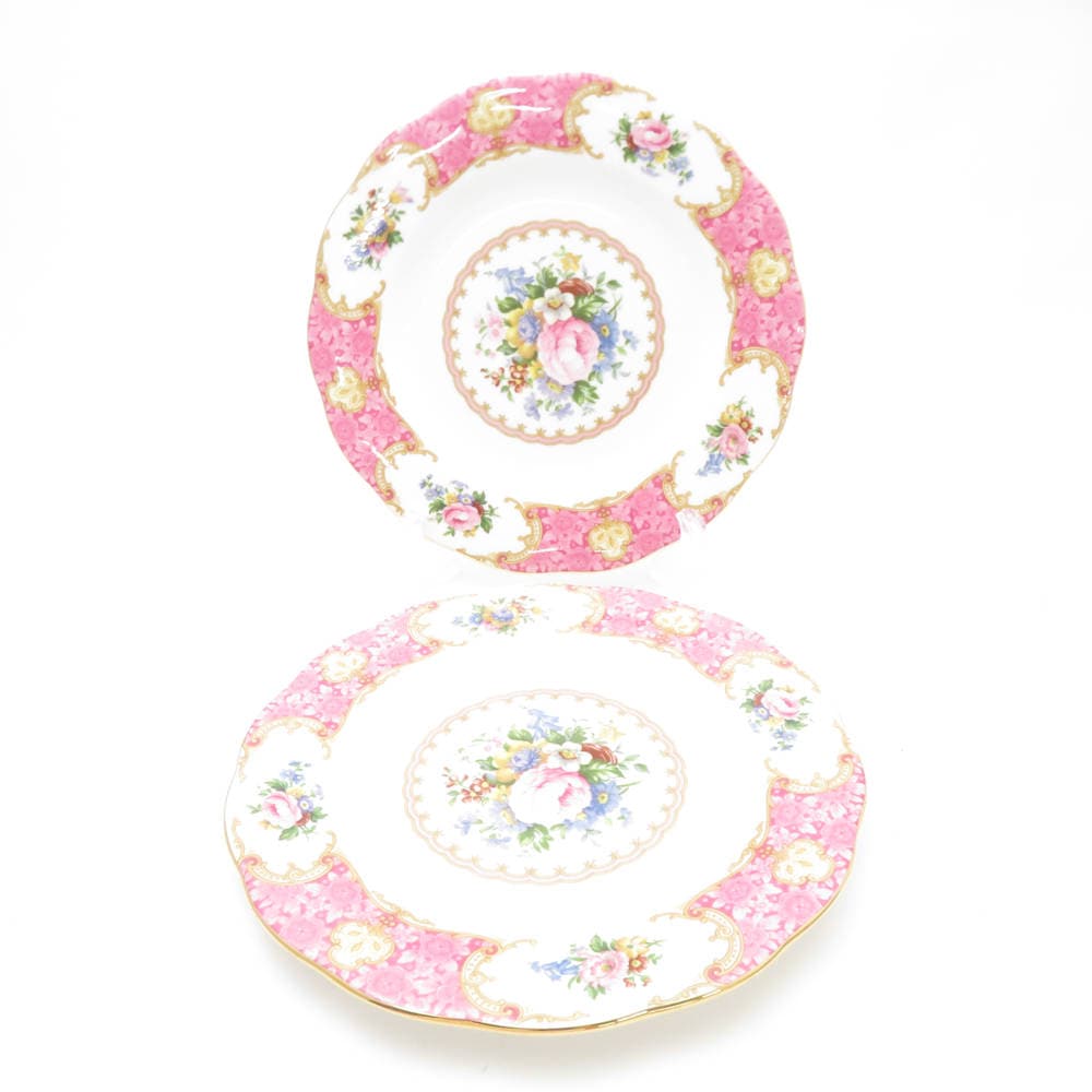 美品 ROYAL ALBERT ロイヤルアルバート レディーカーライル 中皿 2枚 ペア 20cmプレート 花柄 フラワー SC9038A2 【中古】