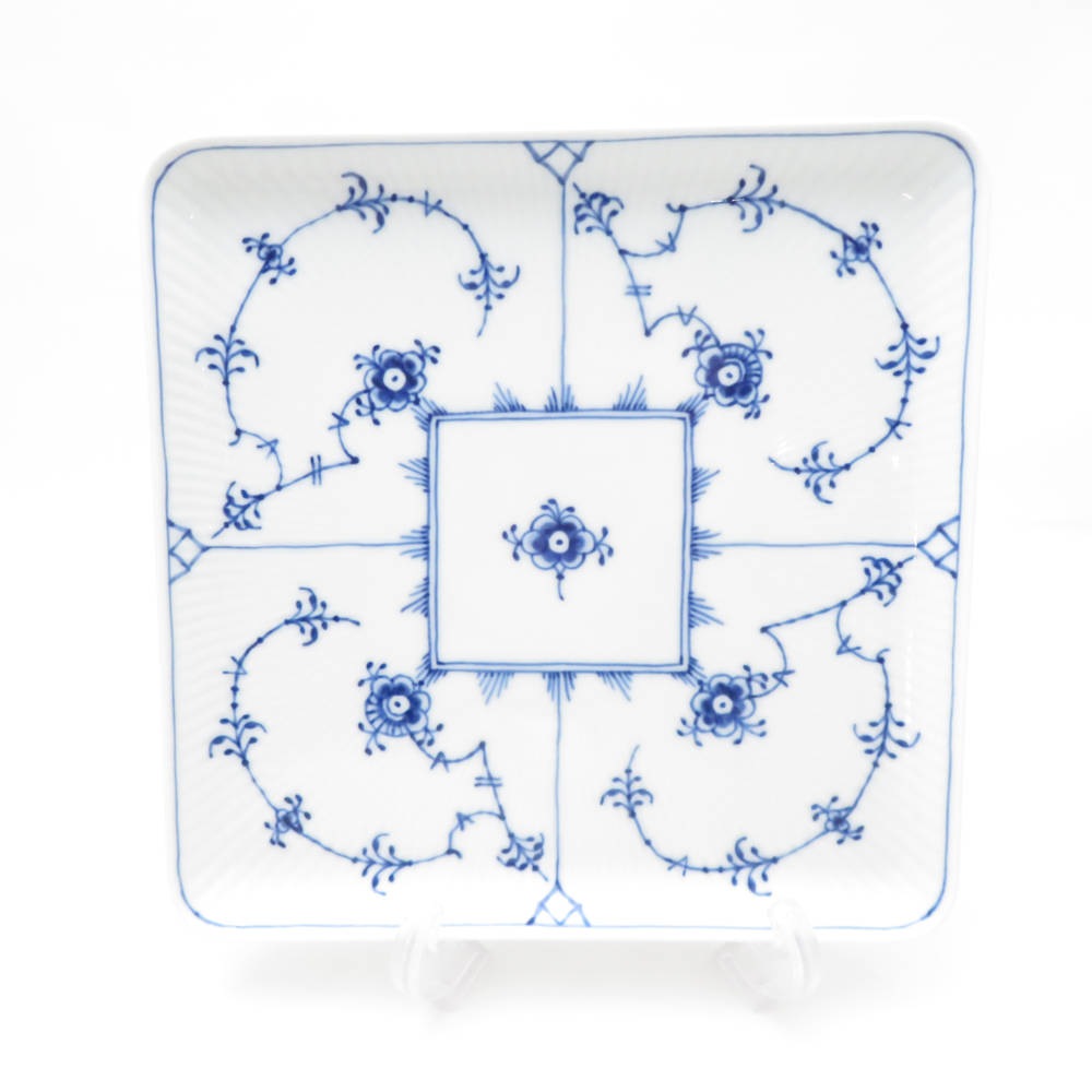 美品 ROYAL COPENHAGEN ロイヤルコペンハーゲン ブルーフルーテッドプレイン スクエアプレート 1枚 20cmプレート 角皿 中皿 SC8944B3 【中古】