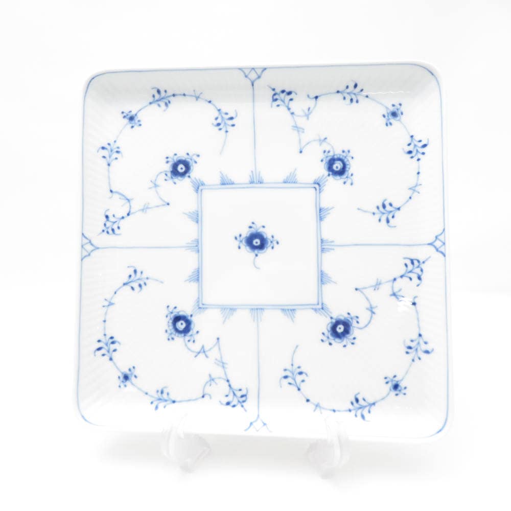 美品 ROYAL COPENHAGEN ロイヤルコペンハーゲン ブルーフルーテッドプレイン スクエアプレート 1枚 20cmプレート 角皿 中皿 SC8946B3 【中古】