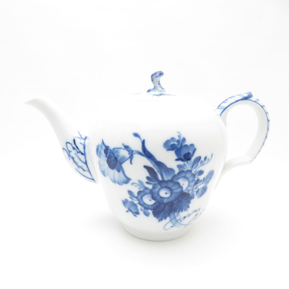 未使用 ROYAL COPENHAGEN ロイヤルコペンハーゲン ブルーフラワーカーブ ティーポット SM4611F2 【中古】