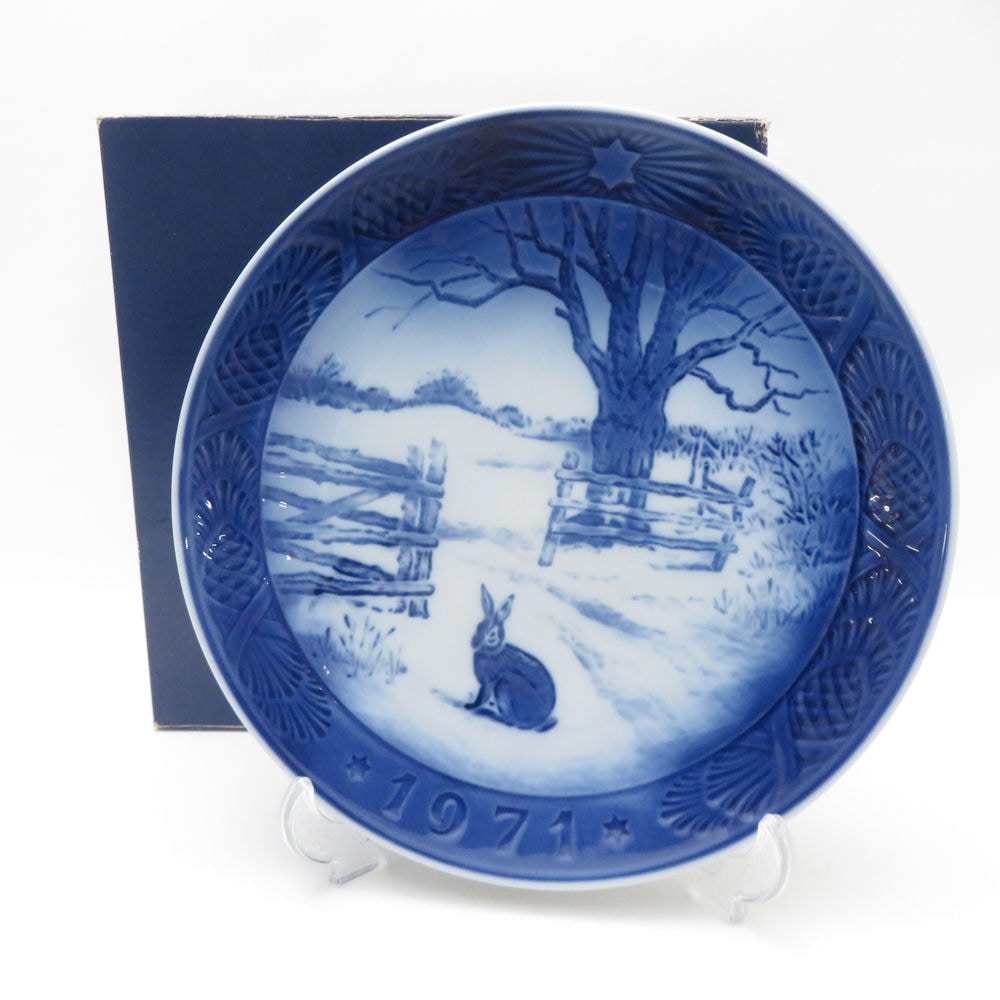 美品 ROYAL COPENHAGEN ロイヤルコペンハーゲン 1971年 冬の野うさぎ 昭和46年 イヤープレート SU13279G1 【中古】