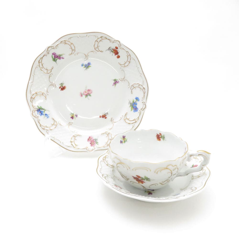 美品 Lindner リンドナー ベルサイユ ティーカップ＆ソーサー 中皿 2点 セット 19cmプレート 花柄 SC9320P1 【中古】