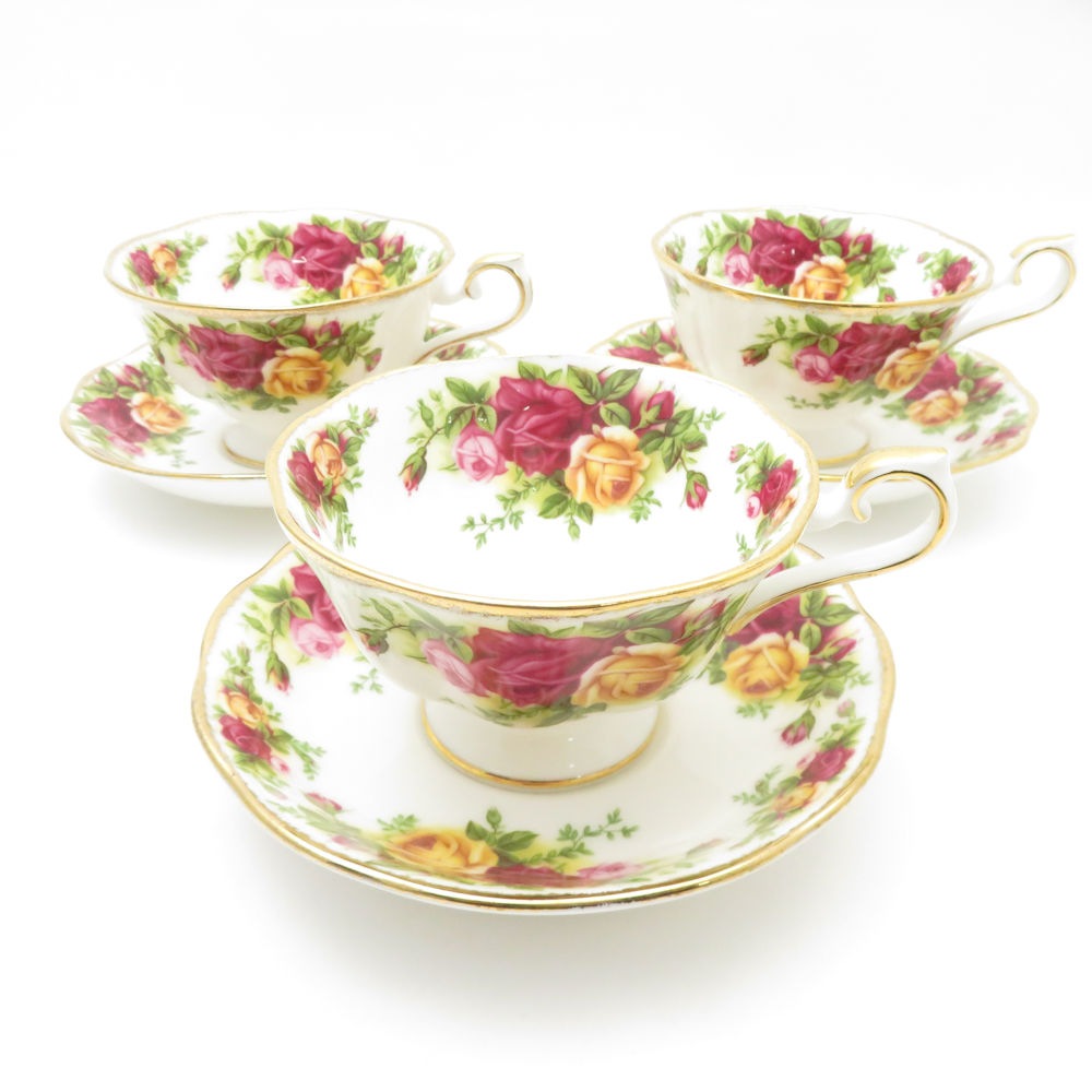 ROYAL ALBERT ロイヤルアルバート オールドカントリーローズ ティーカップ＆ソーサー 3客 セット SY13411P1 【中古】