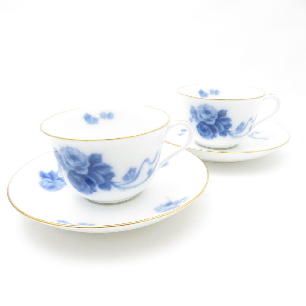 美品 OKURA 大倉陶園 ブルーブーケ カップ＆ソーサー 2客 ペア 碗皿 金彩 青 花柄 フラワー SU13342B3 【中古】