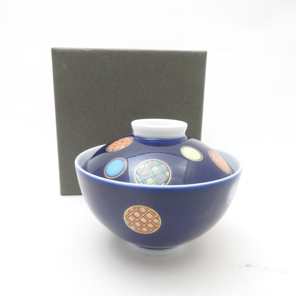 美品 Fukagawa Seiji 深川製磁 吉祥ルリ地丸紋 飯碗 蓋付 ライスボウル 官窯吉祥文様 お祝揃 SU13387B2 【中古】