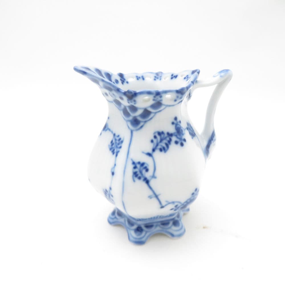 未使用 ROYAL COPENHAGEN ロイヤルコペンハーゲン ブルーフルーテッド フルレース クリーマー 顔付き ミルクピッチャー 北欧 SO3731C1 【中古】