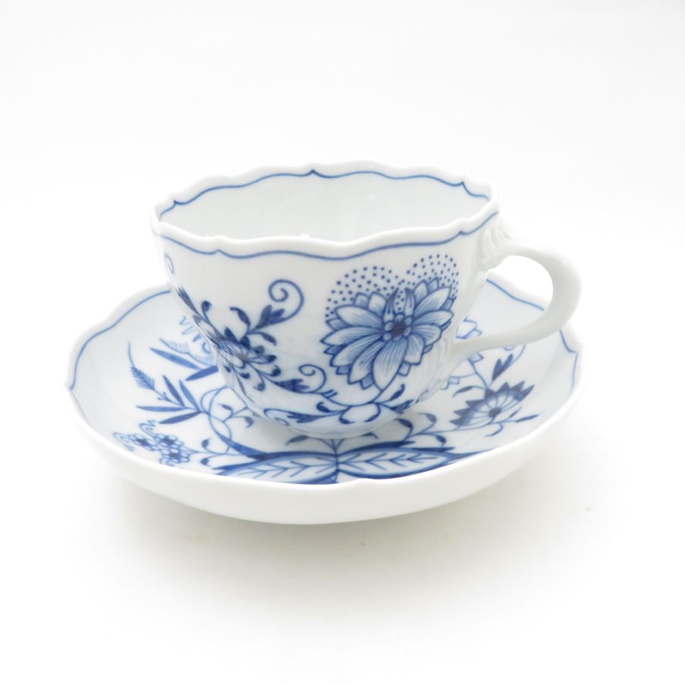 美品 MEISSEN マイセン ブルーオニオン ティーカップ＆ソーサー SY13537P1 【中古】