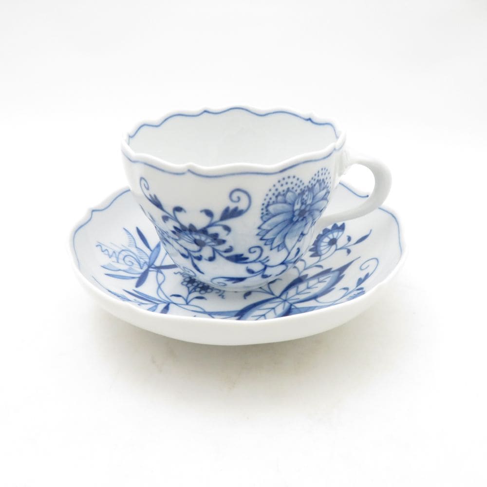 美品 MEISSEN マイセン ブルーオニオン ティーカップ＆ソーサー SY13538P1 【中古】