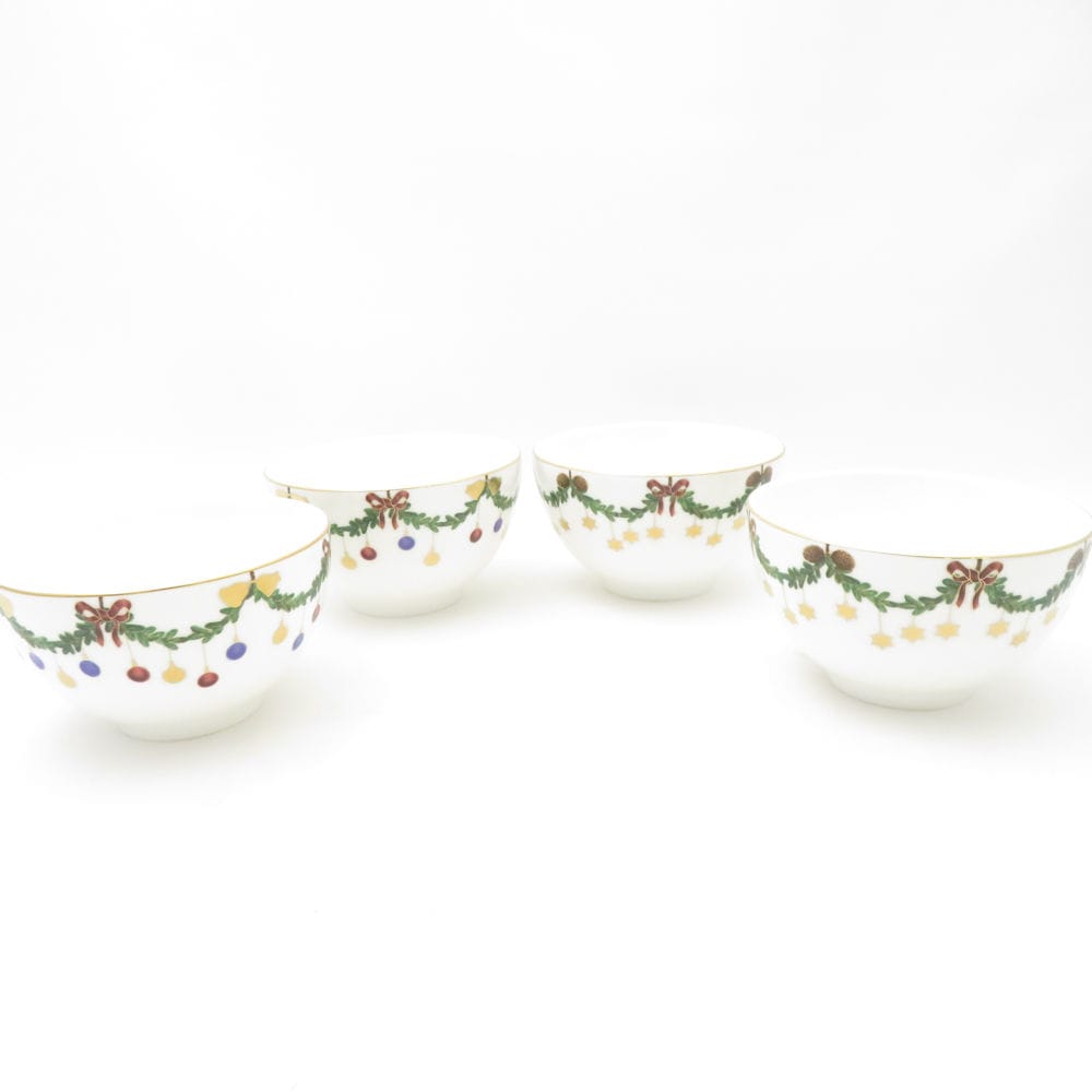 美品 ROYAL COPENHAGEN ロイヤルコペンハーゲン スターフルーテッド 572 ボウル 4枚 セット SY13627U2 【中古】