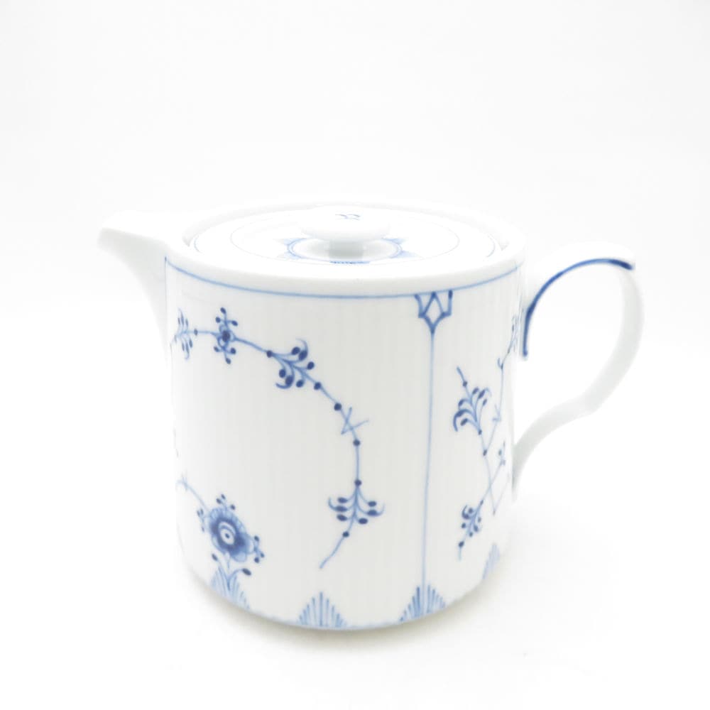 美品 ROYAL COPENHAGEN ロイヤルコペンハーゲン ブルーフルーテッドプレイン 130/131 ティーポット お茶 SY13637U2 【中古】