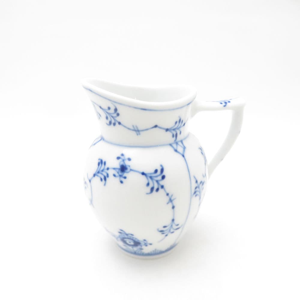 美品 ROYAL COPENHAGEN ロイヤルコペンハーゲン ブルーフルーテッドプレイン 392 クリーマー SY13639U2 【中古】