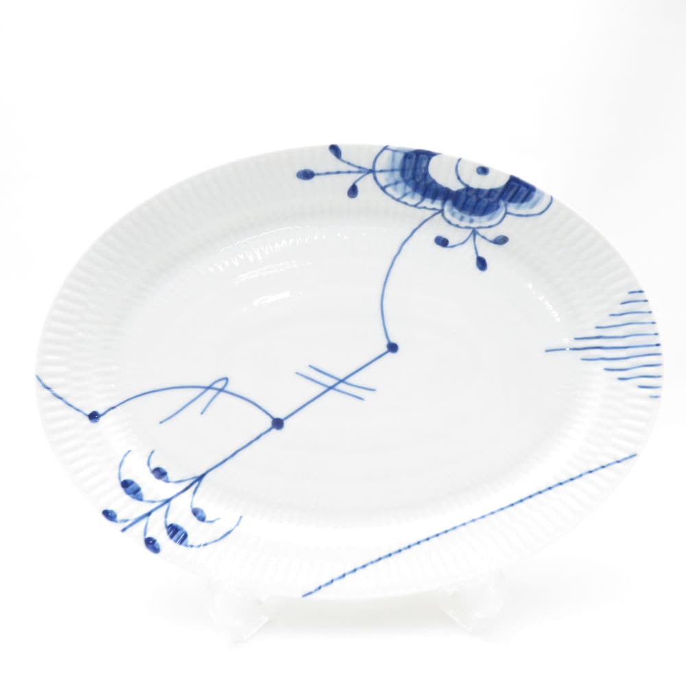 美品 ROYAL COPENHAGEN ロイヤルコペンハーゲン ブルーフルーテッドメガ オーバルディッシュ 28cmプレート 楕円 大皿 テーブルウェア SU13495T2 【中古】