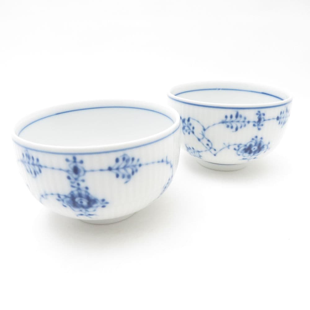 美品 ROYAL COPENHAGEN ロイヤルコペンハーゲン ブルーフルーテッドプレイン 湯呑 2点 ペア デンマーク製 廃盤 ジャパニーズ SC10081L1 【中古】