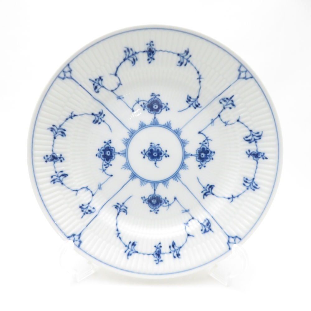 ROYAL COPENHAGEN ロイヤルコペンハーゲン ブルーフルーテッドプレイン 中皿 21cmプレート デンマーク製 デザート SC10083L1 【中古】