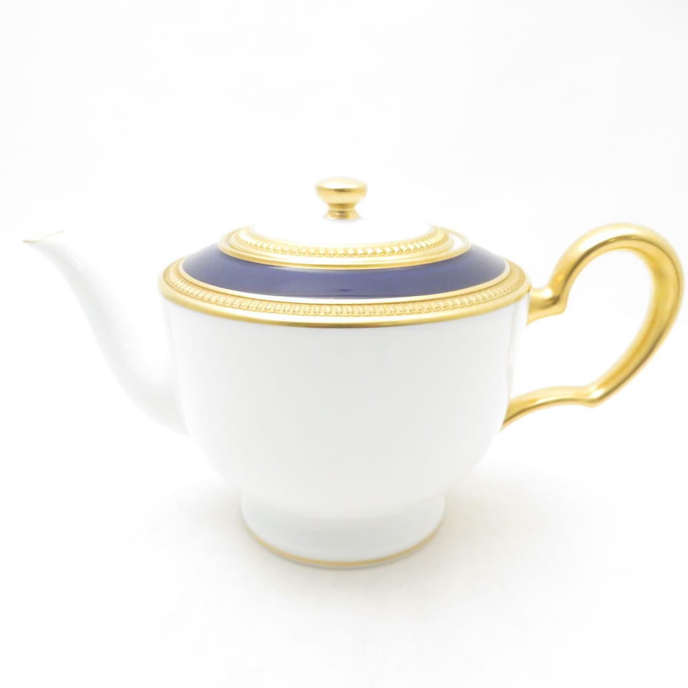 美品 OKURA 大倉陶園 ロイヤルブルークラウン 瑠璃エンボス ポット 金彩 ルリ 茶器 最高級 SU13767Q1 【中古】
