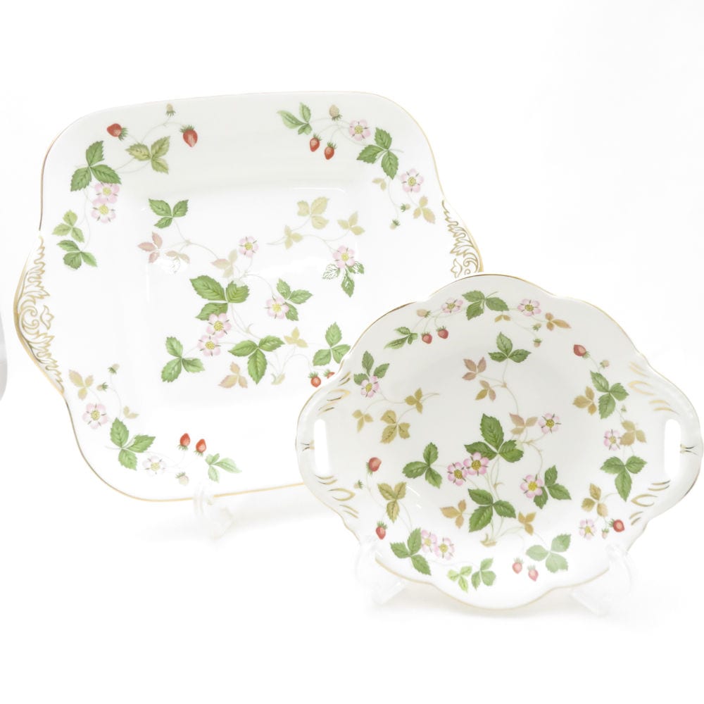 美品 WEDGWOOD ウェッジウッド ワイルドストロベリー BBプレート ウィンザートレイ 2枚 セット ブレッド&バター パン皿 英国 SU13724V1 【中古】