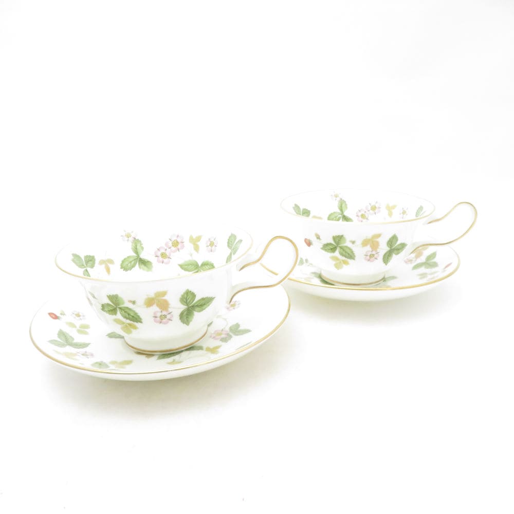 美品 WEDGWOOD ウェッジウッド ワイルドストロベリー ティーカップ＆ソーサー 2客 ペア SM5109J1 【中古】