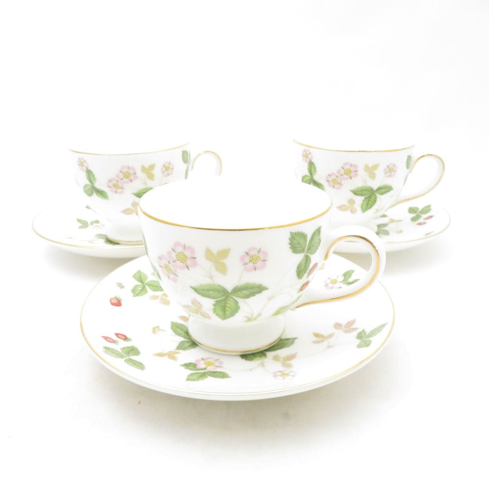 WEDGWOOD ウェッジウッド ワイルドストロベリー ティーカップ＆ソーサー 3客 セット リー 黒壺 旧刻印 SC10649J1 【中古】