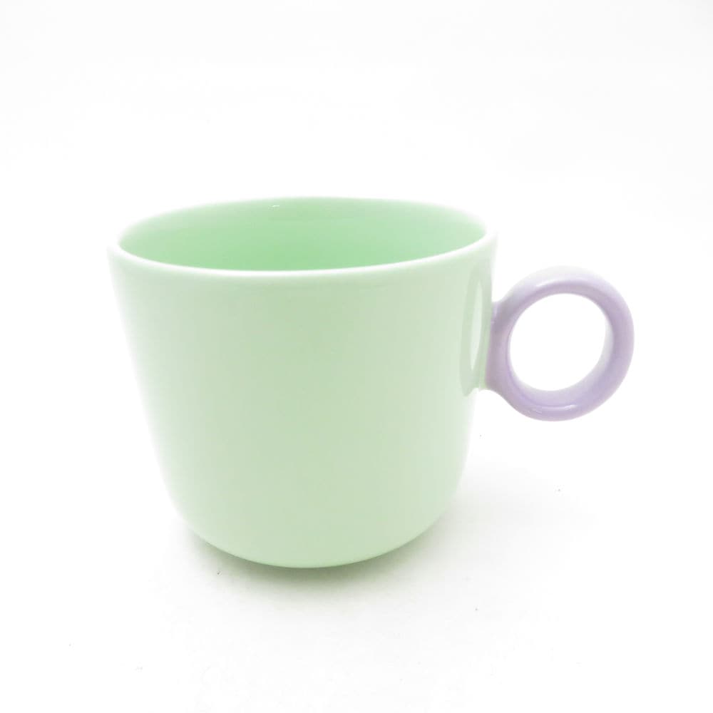 美品 iittala イッタラ PLAY プレイ マグカップ 1点 磁器 350ml ミント・ライラック コップ 北欧 SC11008X2 【中古】
