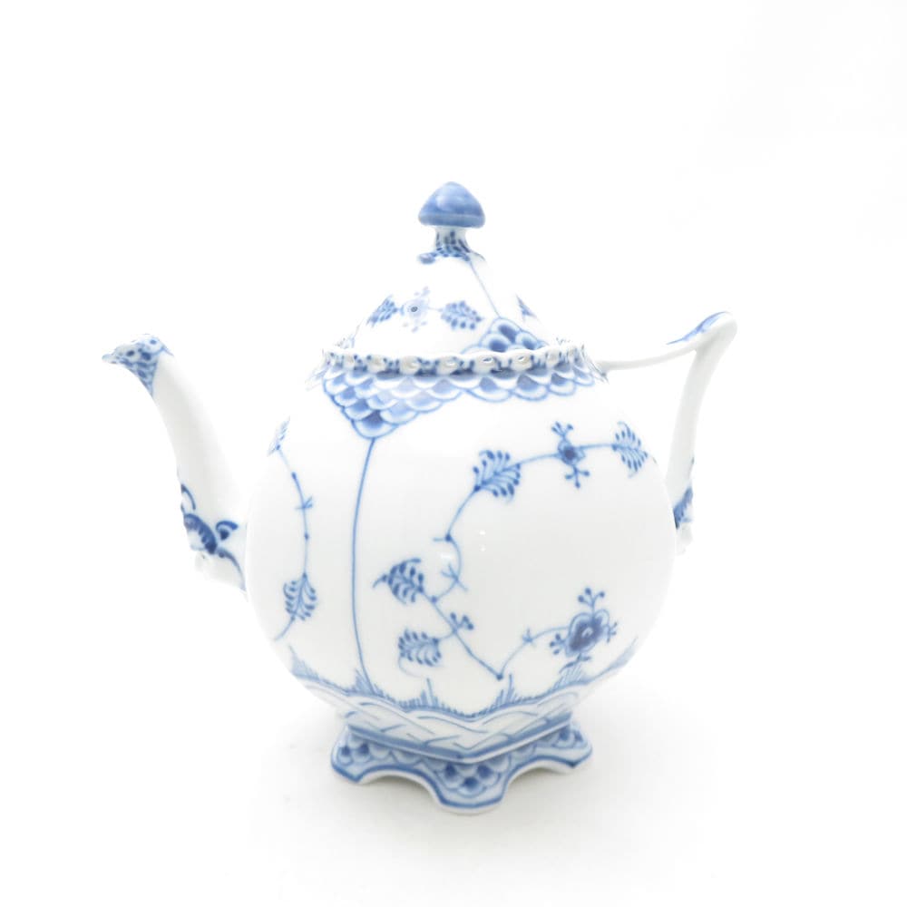 美品 ROYAL COPENHAGEN ロイヤルコペンハーゲン ブルーフルーテッドフルレース ティーポット 1点 顔付き 茶器 デンマーク製 SC10780B1 【中古】