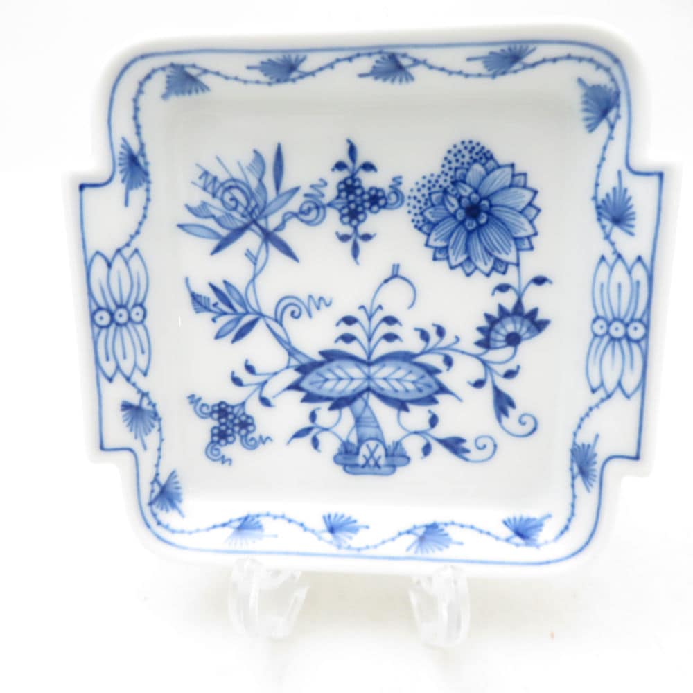 未使用 MEISSEN マイセン ブルーオニオン 53622 スモールディッシュ 1枚 小皿 11×10cmプレート 白 青 高級 陶磁器 SU13893V2 【中古】