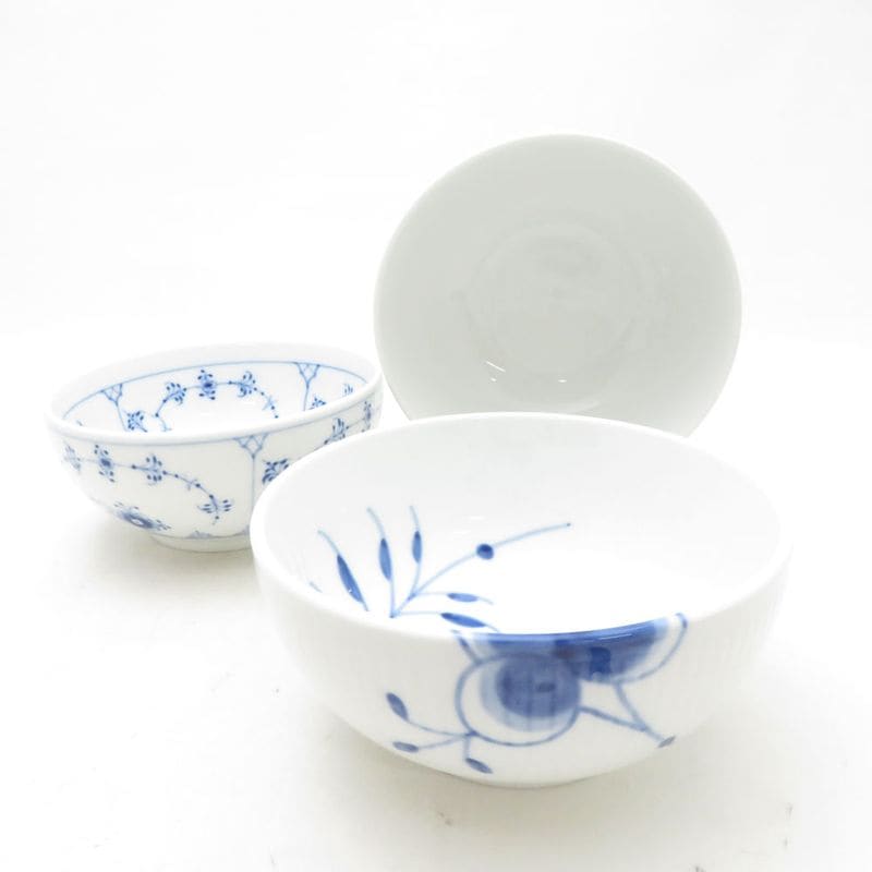 未使用 ROYAL COPENHAGEN ロイヤルコペンハーゲン ホワイトフルーテッド/ブルーフルーテッドプレイン/ブルーフルーテッドメガ ボウル 3点 SU13997A2 【中古】
