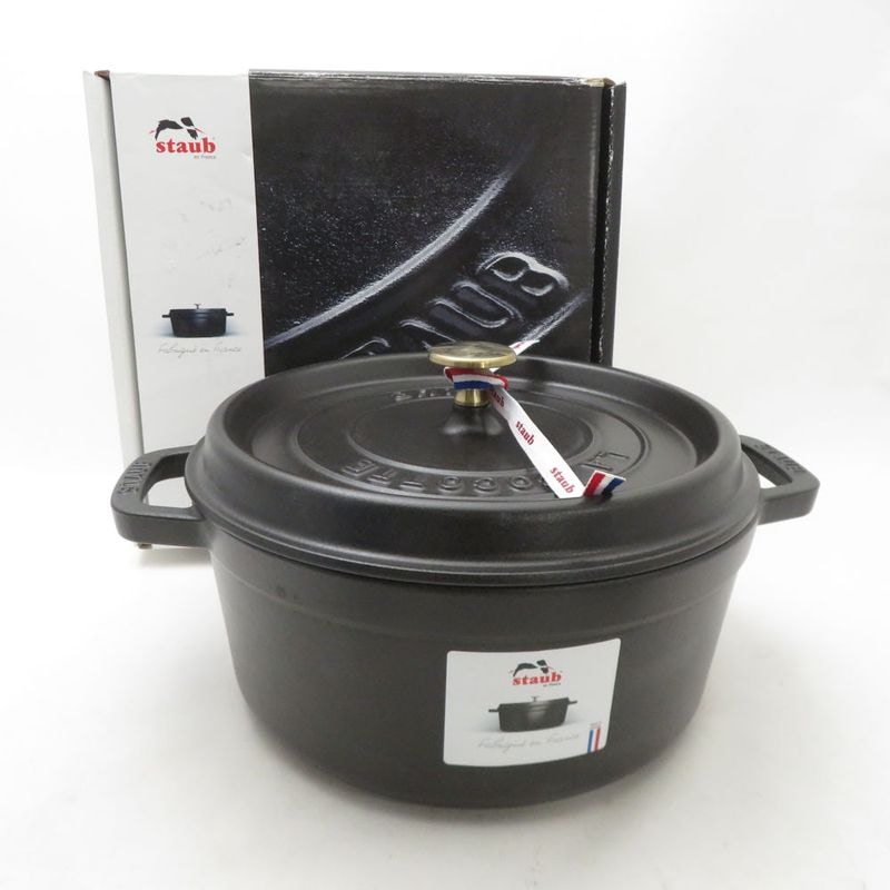未使用 STAUB ストウブ ピコココットラウンド 両手鍋 鋳鉄 24cm 3.8L SC11061Z 【中古】