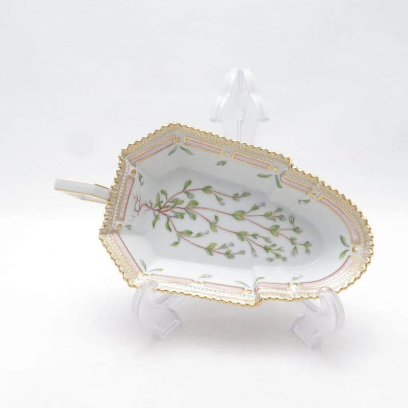 美品 ROYAL COPENHAGEN ロイヤルコペンハーゲン フローラダニカ ハンドル付きピクルスディッシュ 18cm 皿 SM5328J2 【中古】