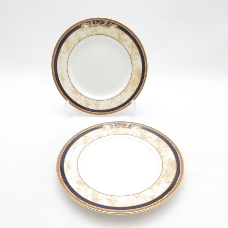 美品 WEDGWOOD ウェッジウッド コーヌコピア 中皿 2枚 ペア 15cmプレート パン SC11163A2 【中古】