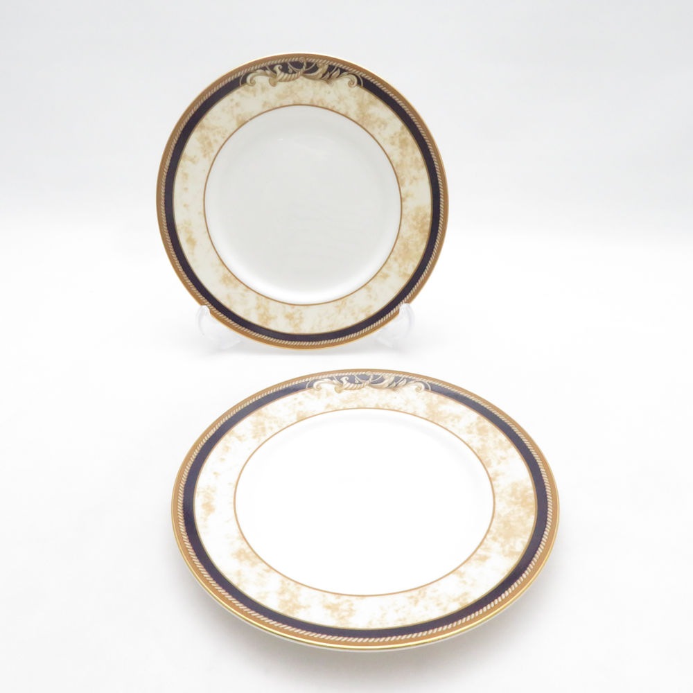 美品 WEDGWOOD ウェッジウッド コーヌコピア 中皿 2枚 ペア 15cmプレート パン SC11163A2 【中古】
