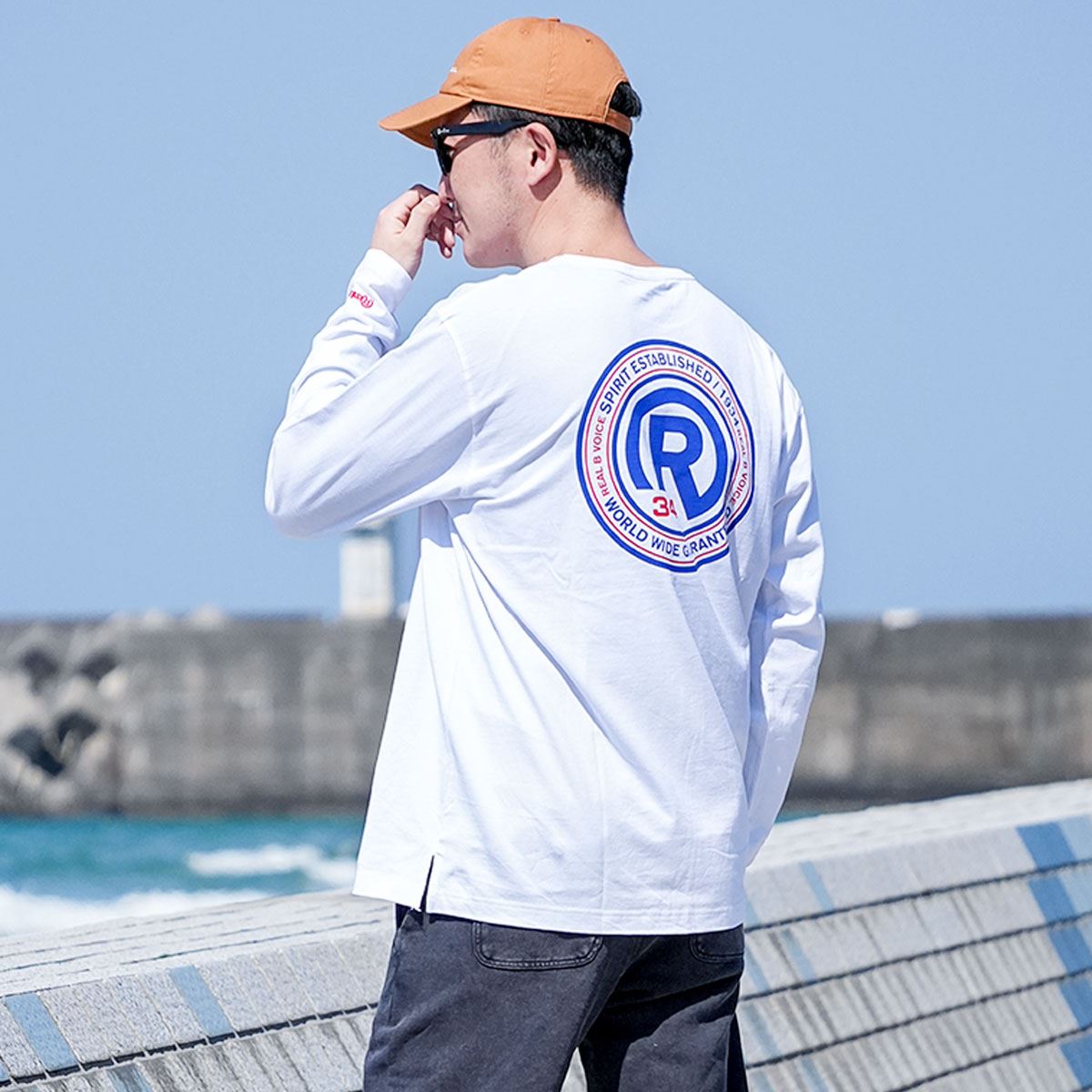DR LONG SLEEVE T-SHIRT